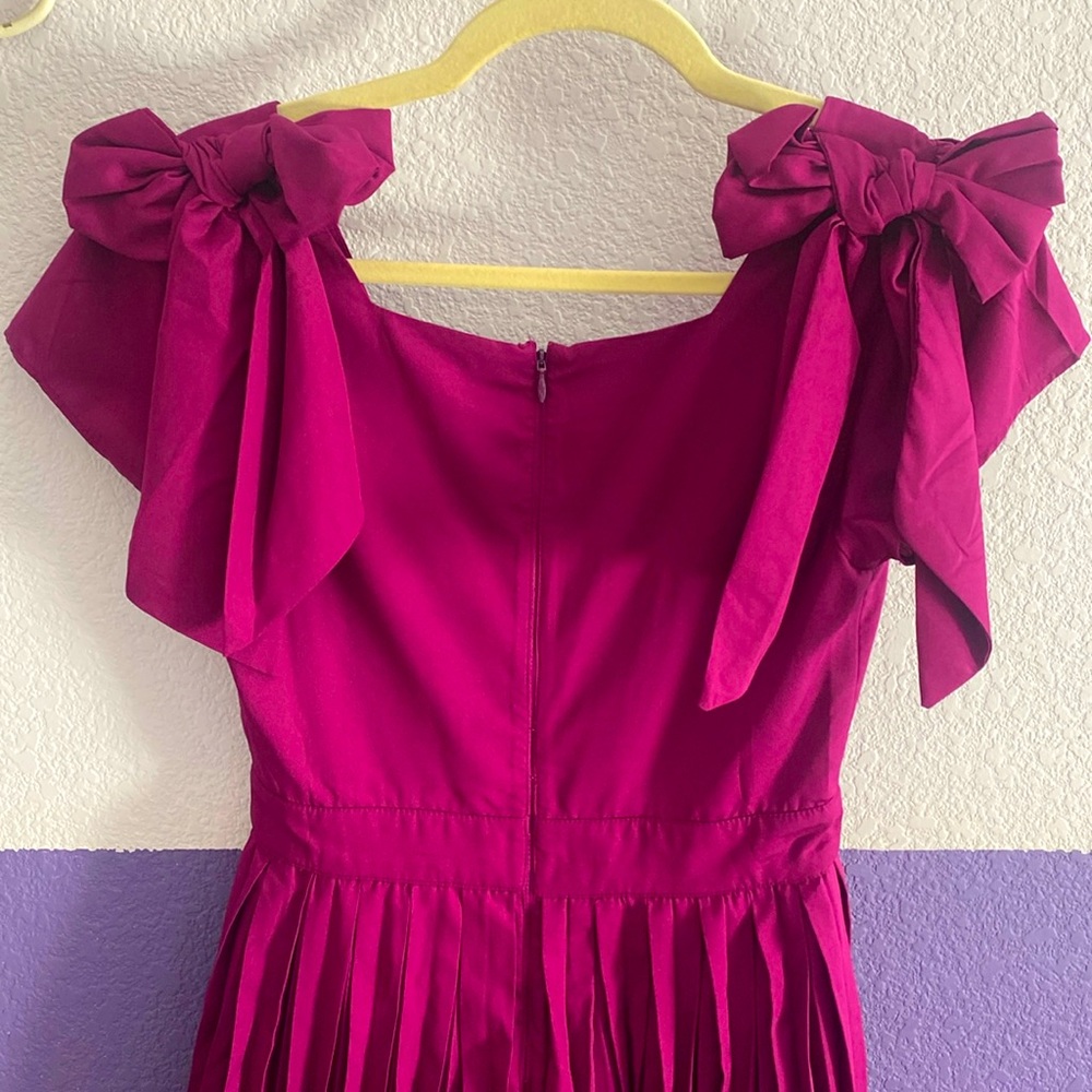 IVY CITY CO , NWT bow pleated midi dress szS burgundy wine color